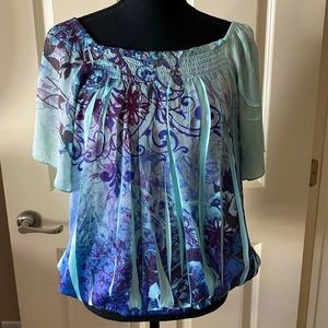 Beautiful Large Apt 9 Poly/Silk Top